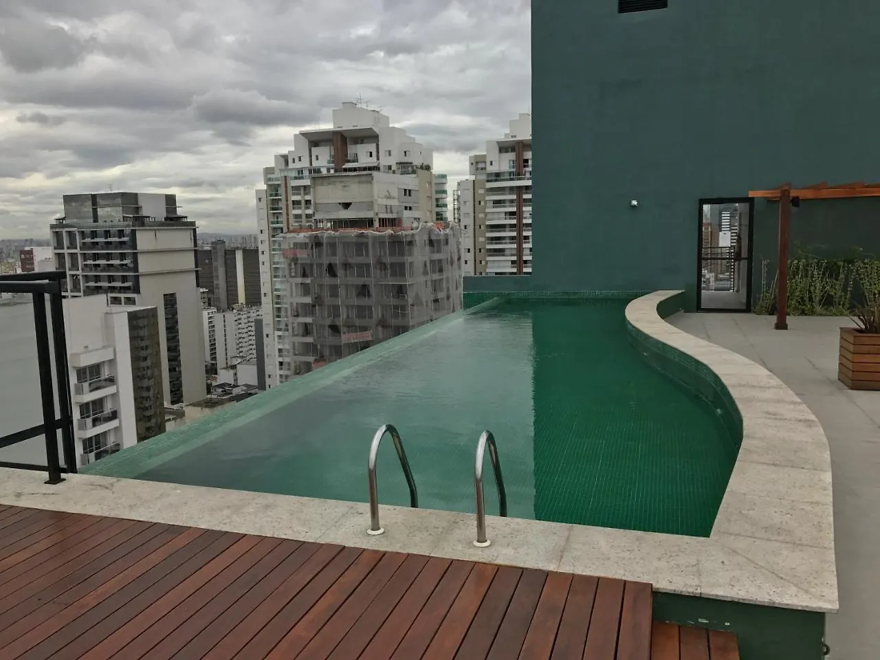 Hotel Edificio Roof Garden São Paulo 0*,  Brasilien